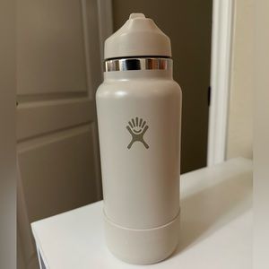Nordstrom x Hydro Flask 32oz bottle